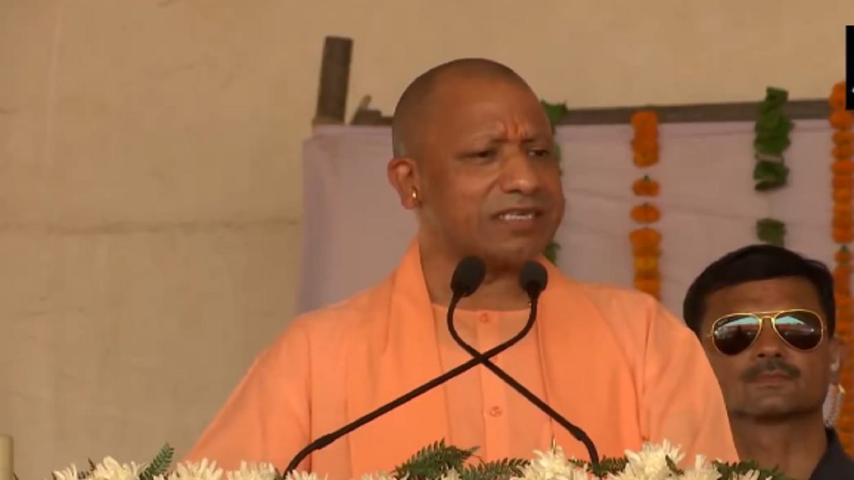 CM Yogi Adityanath Says you seen people of SP in crocodile tears at death of mafia and there they read fatiha