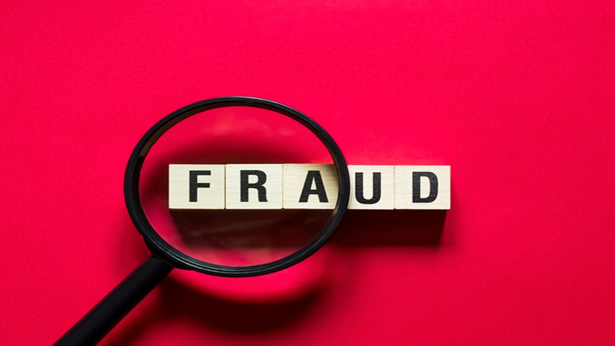 Mother and son arrested for extorting Rs 40 lakh from high school student by blackmailing them