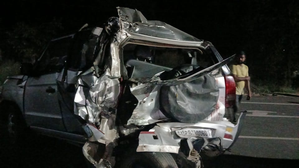 Truck hits car returning from wedding procession