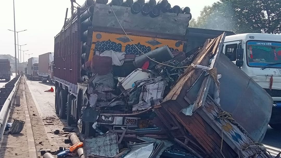 Truck collides trailer on road driver dies in agony