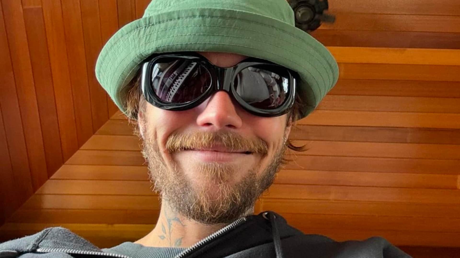 Justin Bieber shared crying selfie on Social media fans concerned about pop singer deets inside