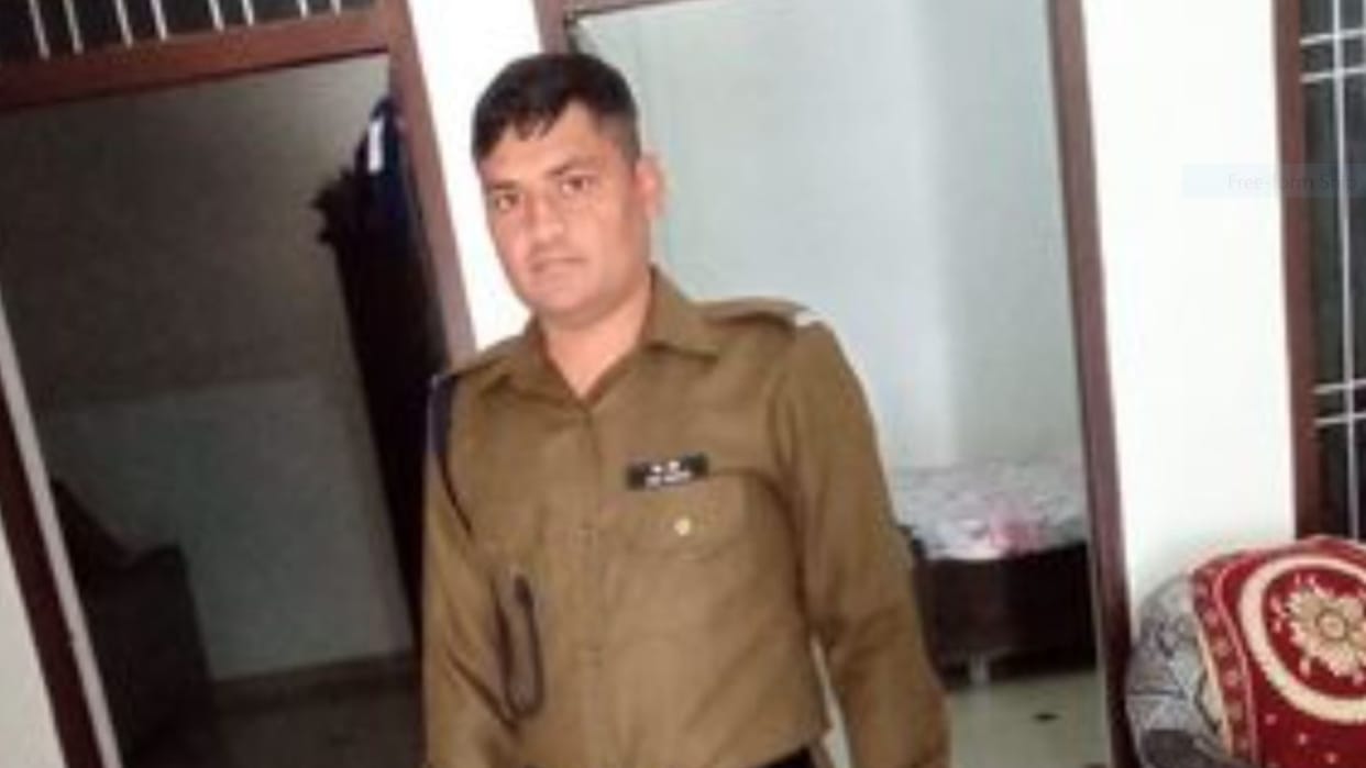 Narnaul: Soldier died due to illness, last rites performed with state honours