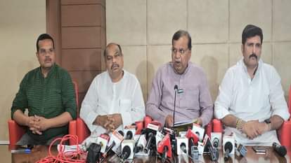 पत्रवार्ता लेते बीजेपी प्रदेश उपाध्यक्ष और चुनाव प्रबंधन समिति प्रदेश संयोजक शिवरतन शर्मा