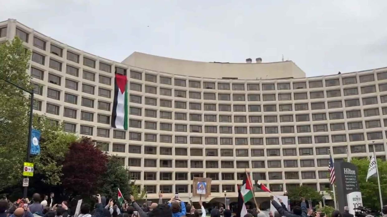 Israel hamas war: Massive Palestinian Flag Unfurled At White House Correspondents Dinner