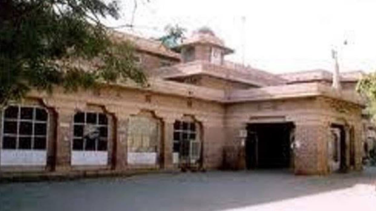 Jodhpur News: Had come from UP and stayed in the hotel with her friends, died due to deteriorating health