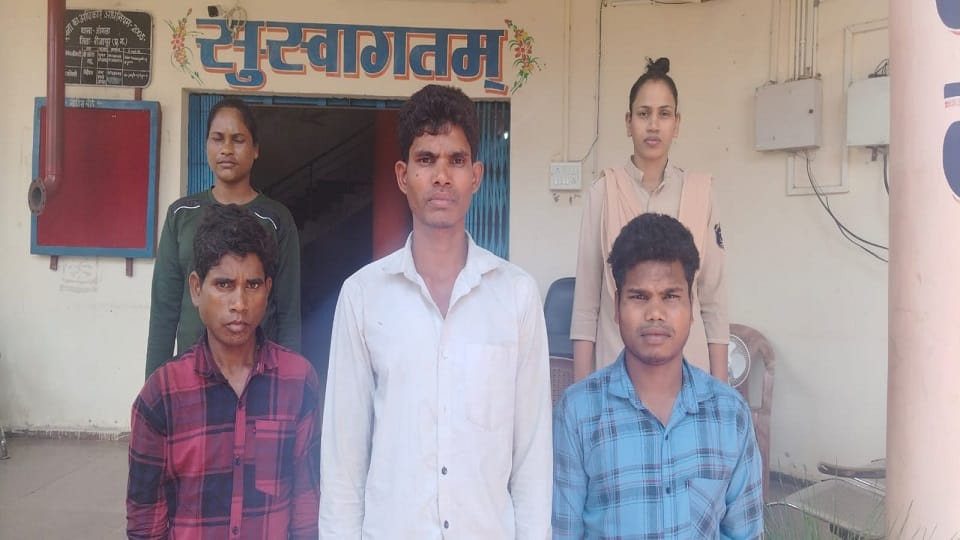 तीन नक्सली गिरफ्तार