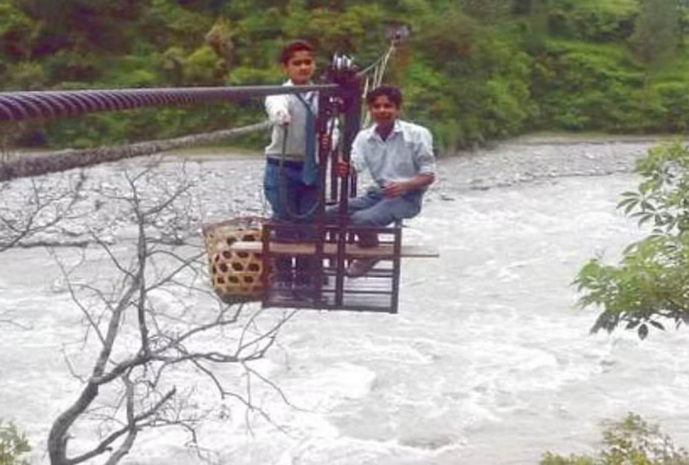 Uttarakhand PWD will made bridge in 28 trolleys place Will get relief from danger of crossing river