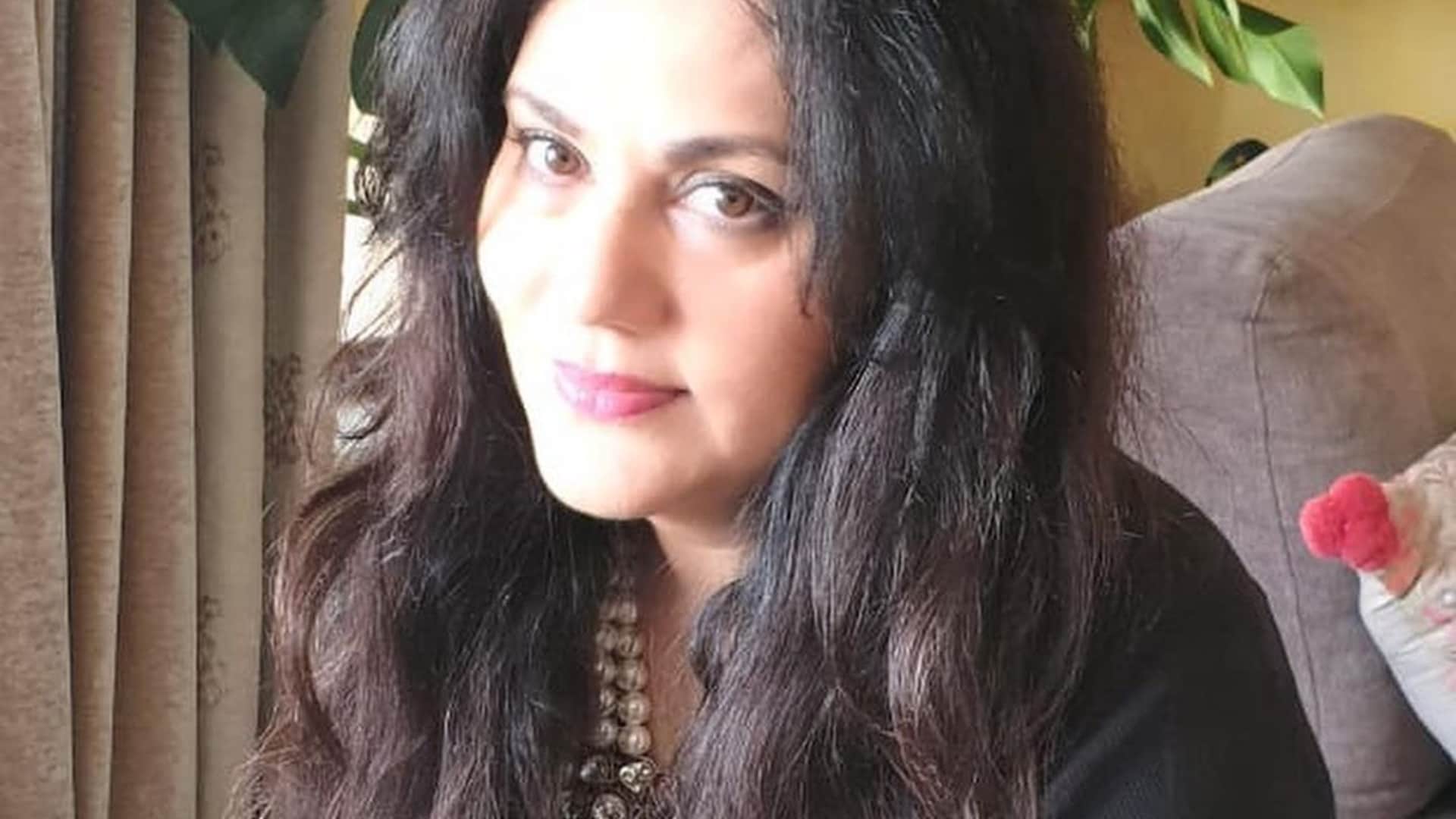 Ramayan serial actress Dipika Chikhlia got so many bouquets on birthday could not open the door of the house