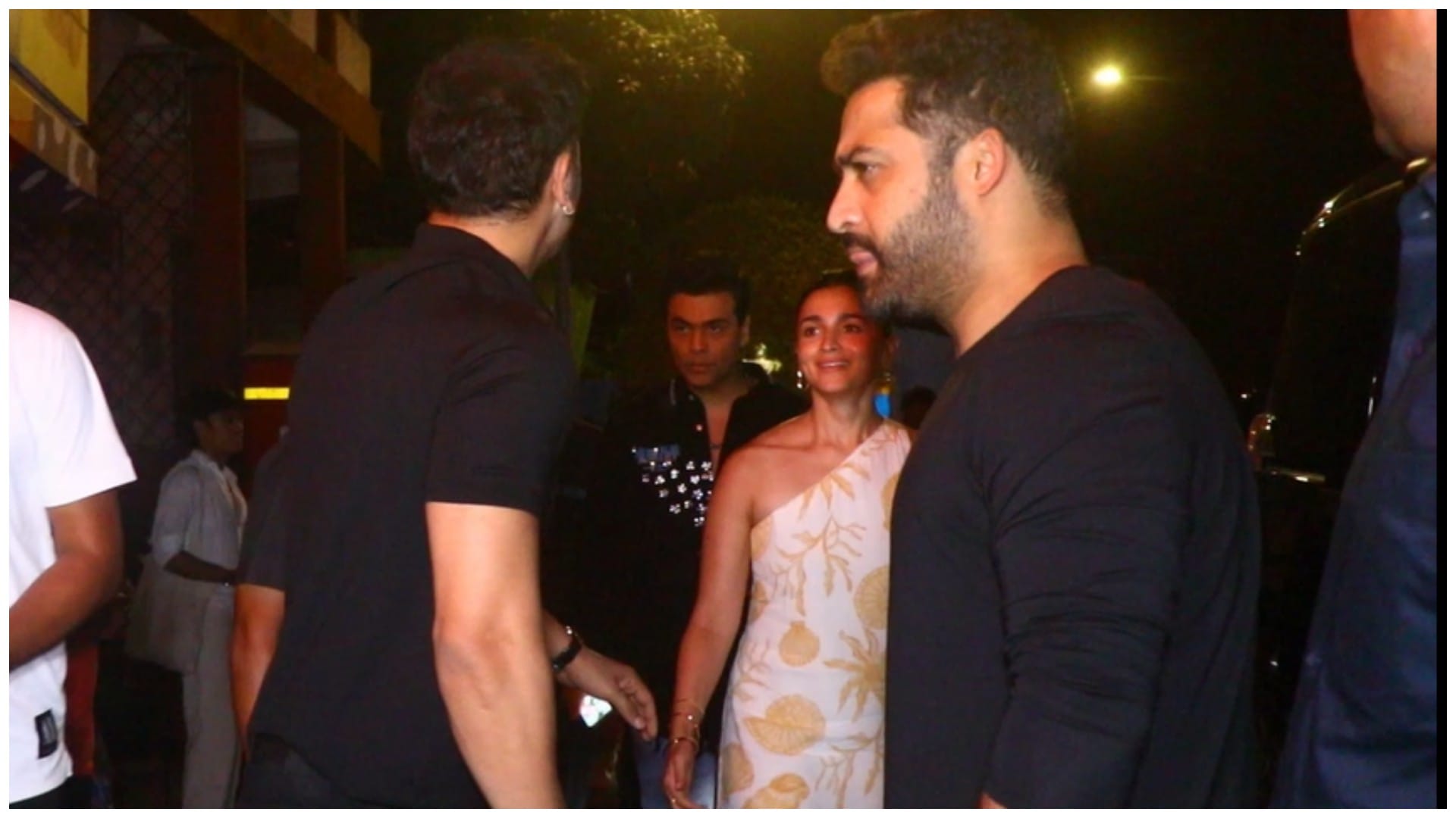 War 2 Actor Jr NTR had dinner with Hrithik Roshan Saba Azad Ranbir Kapoor Alia Bhatt Karan Johar at Mumbai