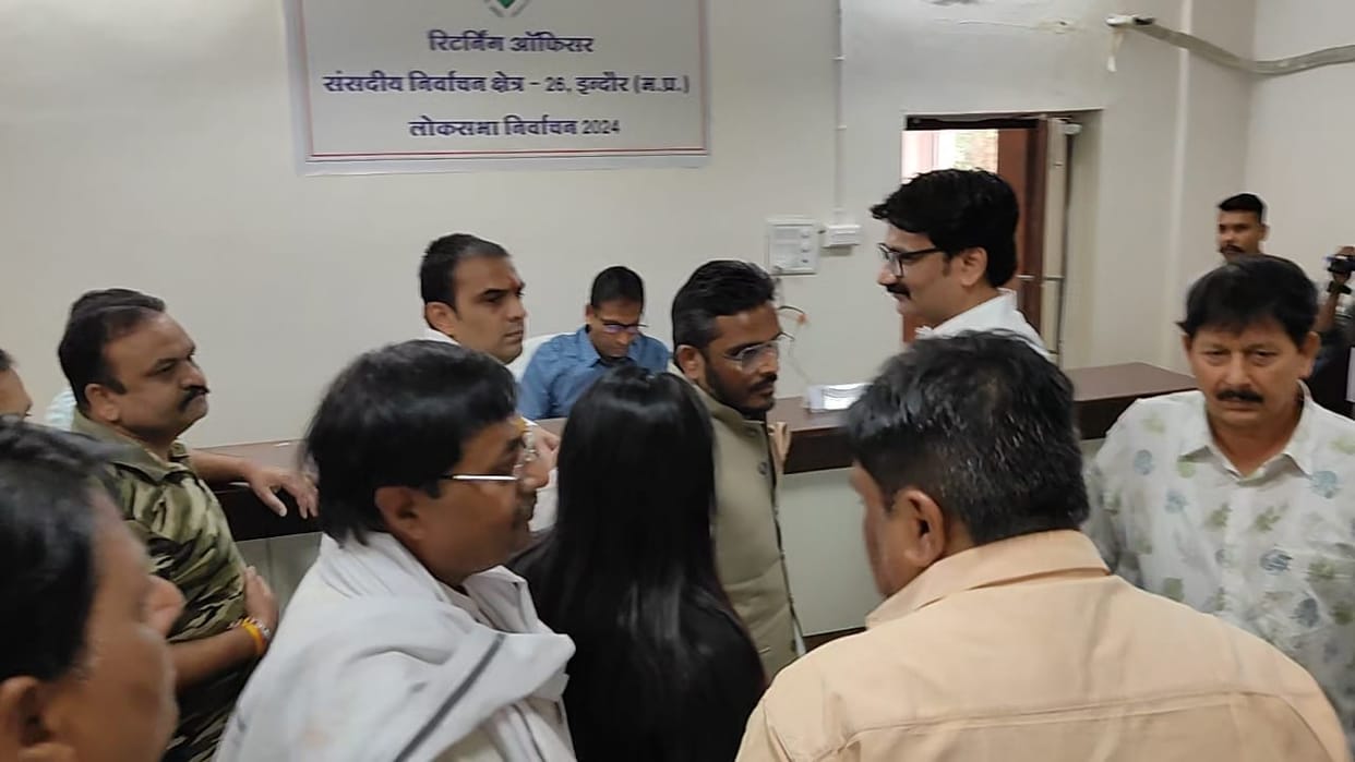 Indore: Bam had come for public relations in the morning, then strategy for withdrawal of nomination was made