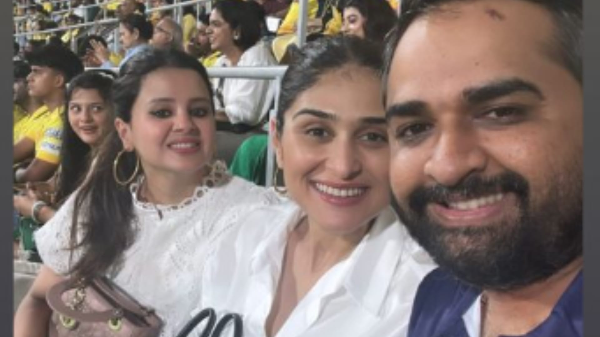 IPL 2024: Bua Sakshi Dhoni made special demand from CSK during match against SRH, Instagram Story Viral