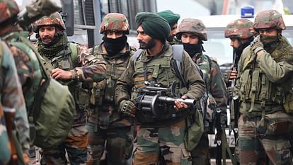 Jammu Kashmir : Encounter at two places in Kulgam five terrorists killed Jawan injured in suspicious firing in