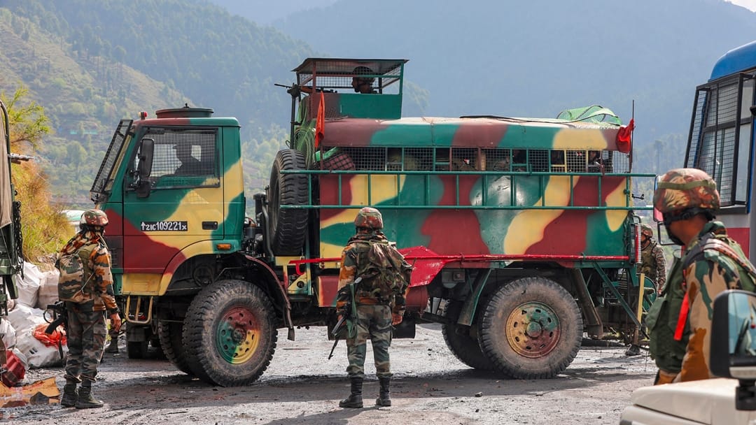 Jammu Kashmir : Search operation continues in Basantgarh of Udhampur security tightened on the highway includi