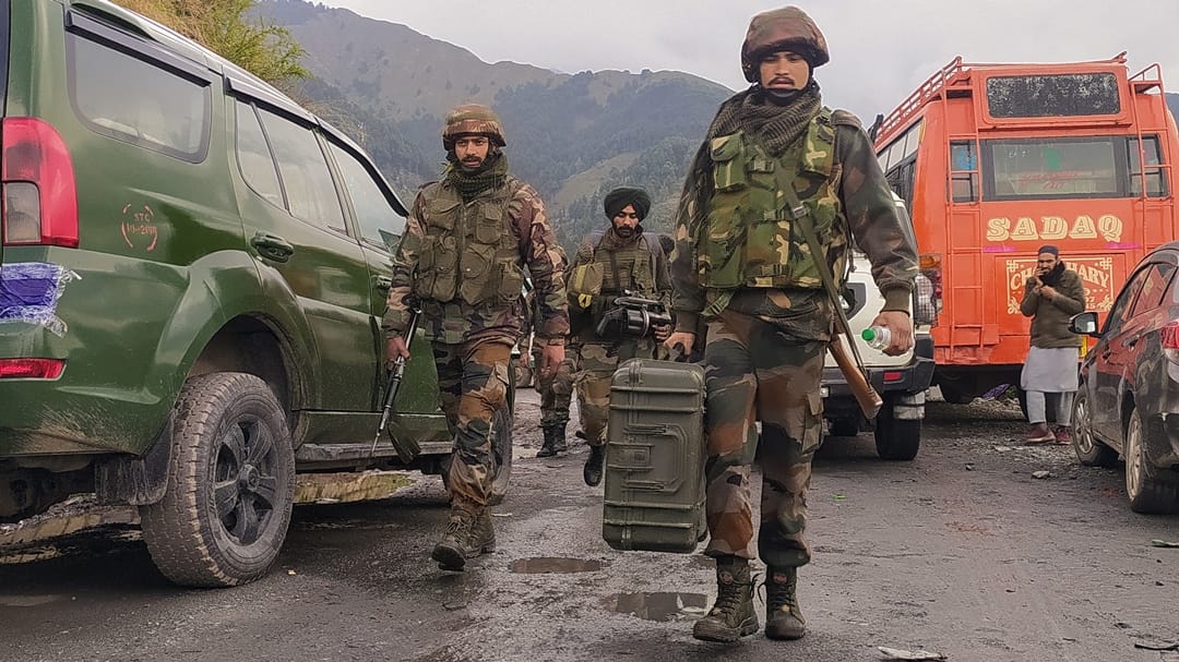 Jammu Kashmir : Search operation continues in Basantgarh of Udhampur security tightened on the highway includi