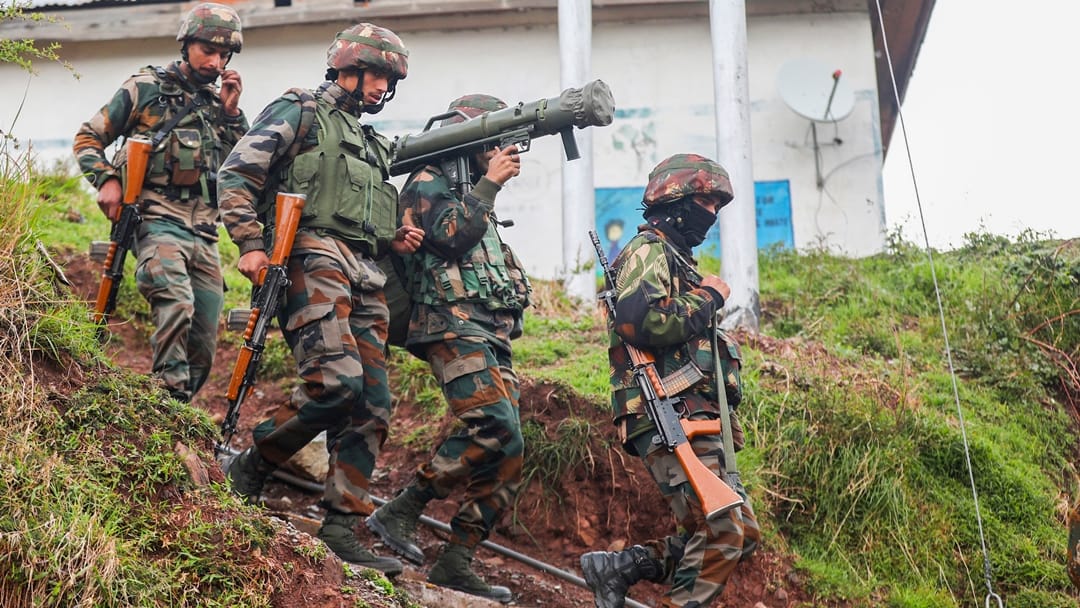 Jammu Kashmir : Search operation continues in Basantgarh of Udhampur security tightened on the highway includi