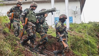 Jammu Kashmir : Search Operation Continues In Basantgarh Of Udhampur  Security Tightened On The Highway Includi - Amar Ujala Hindi News Live - जम्मू  कश्मीर:उधमपुर के बसंतगढ़ में तलाशी अभियान जारी, उधमपुर