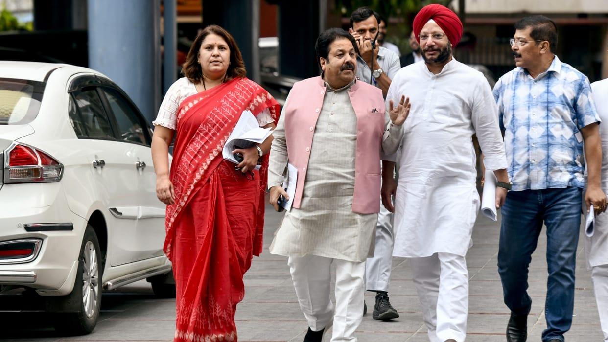 Congress 20 complaints to Election Commission against BJP leaders including CM Yogi Indian envoy