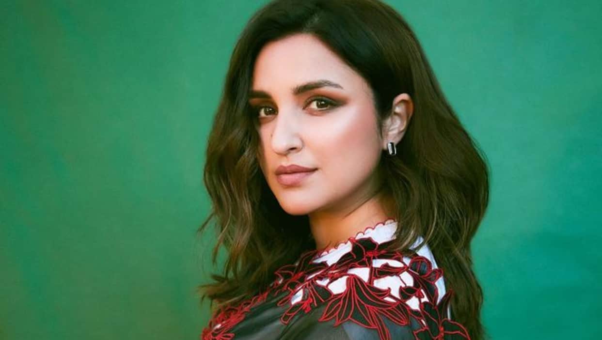 Film Amar Singh Chamkila Actress Parineeti Chopra Spot At Airport With Costly Handbag