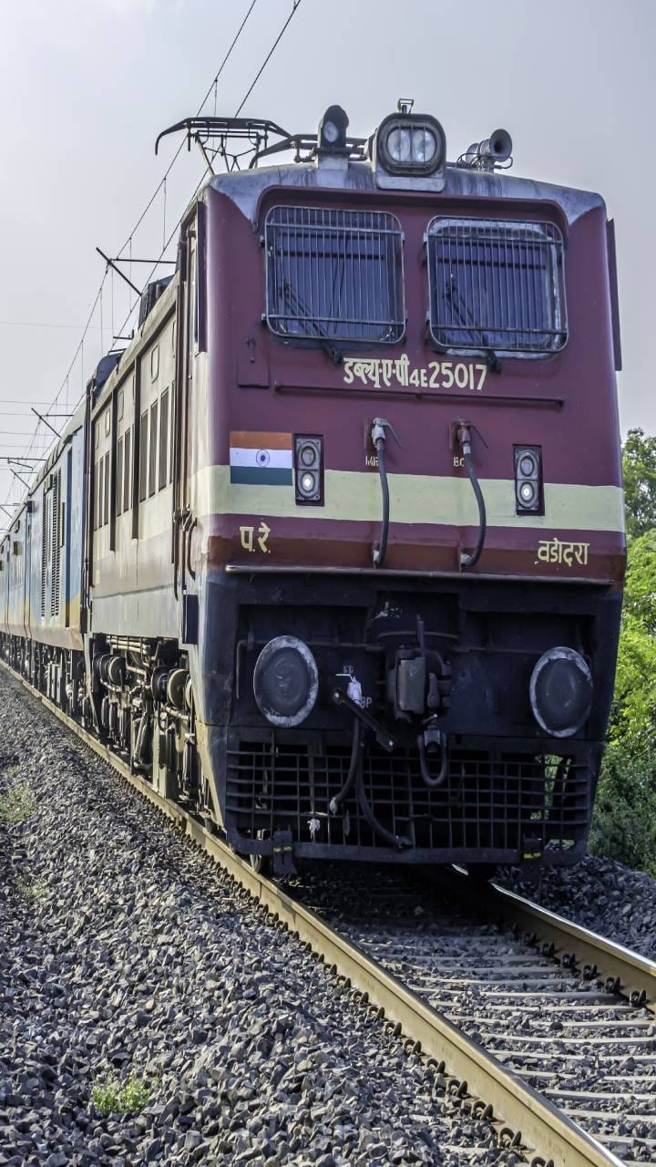 Railway: Jhansi-Lalitpur passenger train will remain cancelled for 90 days, these trains will also be affected