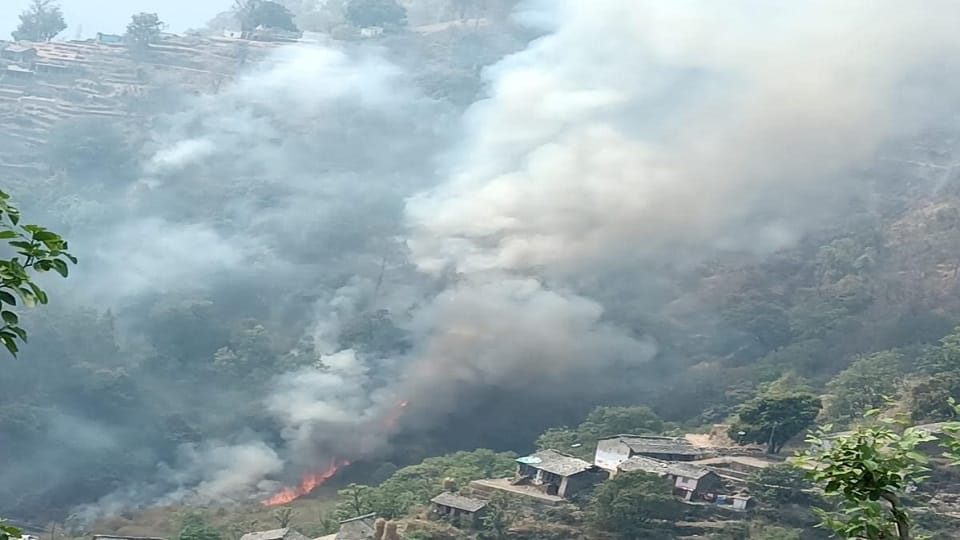 Corbett Tiger Reserve and National Park core zone is also in the grip of fire Kotdwar Uttarakhand News