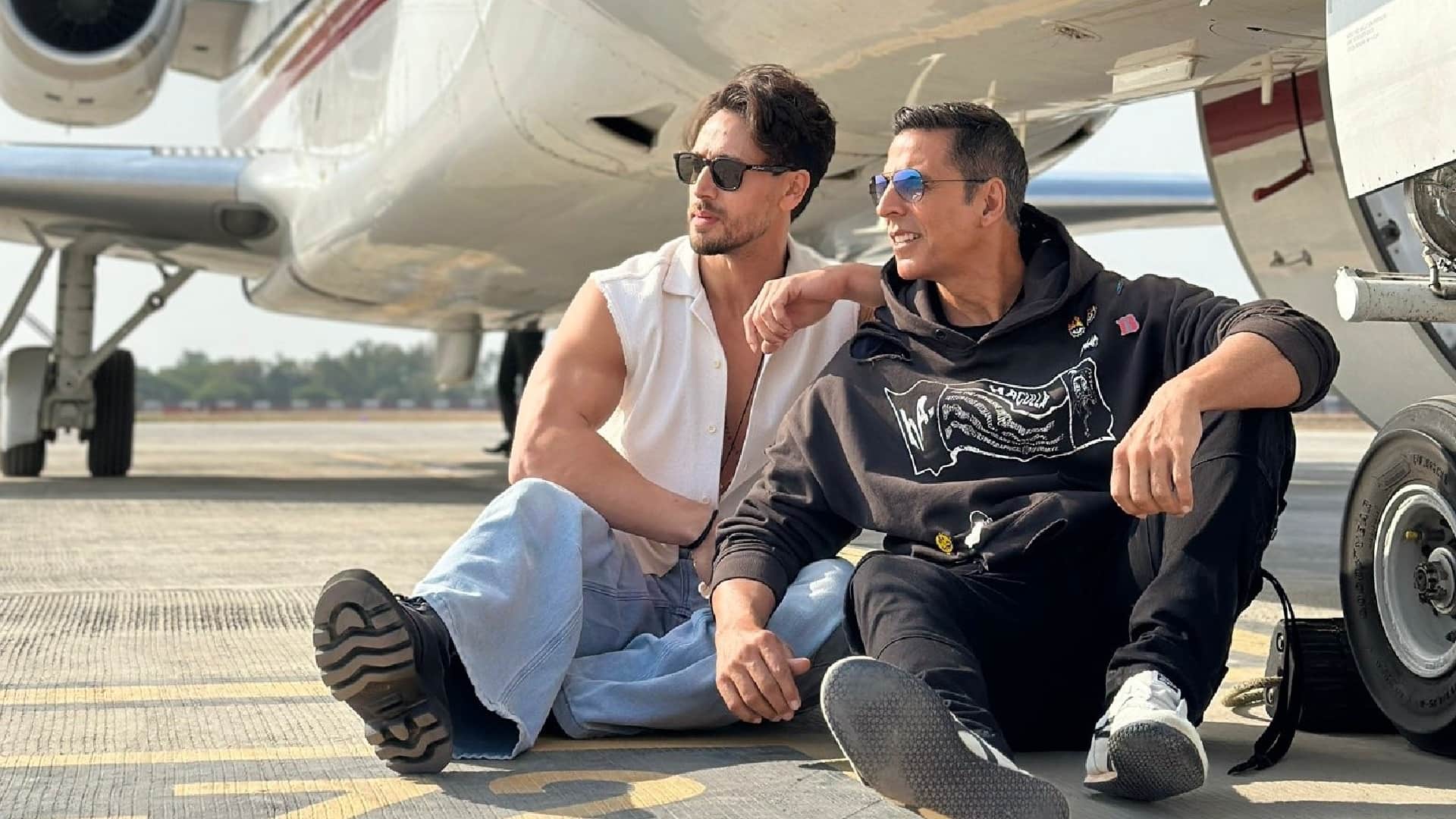 akshay kumar film opening day collection sky force omg 2 khel khel mein sarfira bade miyan chote miyan Selfiee