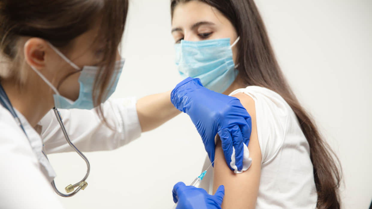 UP: Corona knocks in Moradabad too, three people including a doctor test positive, health department alert
