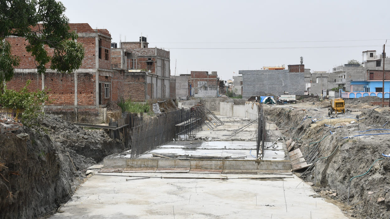 Investigation into cracks in houses completed, now compensation will be decided in Gorakhpur