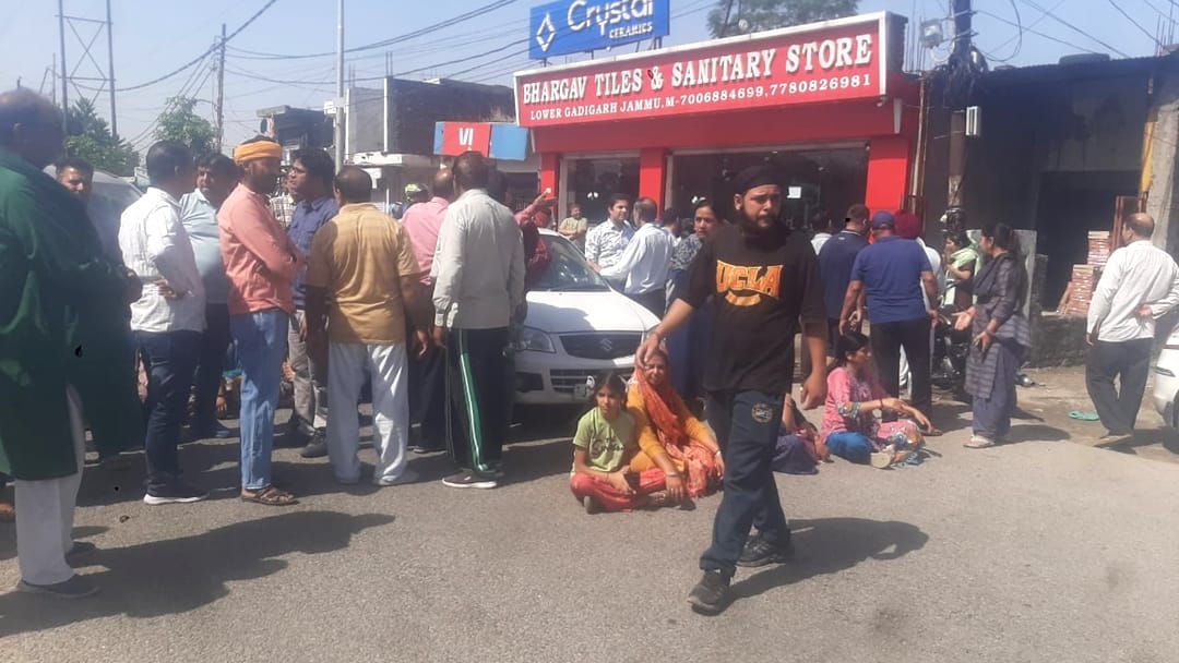 Jammu : rescue operation continue for person fell into pit dug for bridge in Gadigarh family members protest