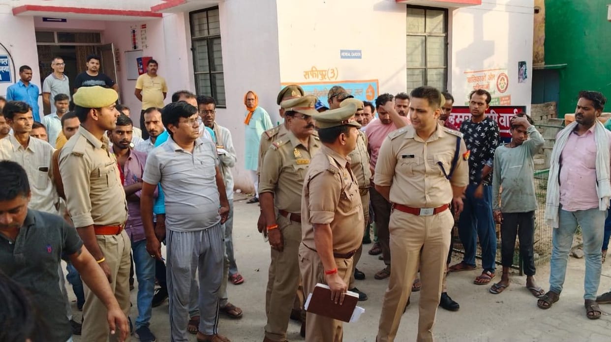 Unnao road accident, Another woman injured in bus-truck collision stops breathing, death toll reaches nine