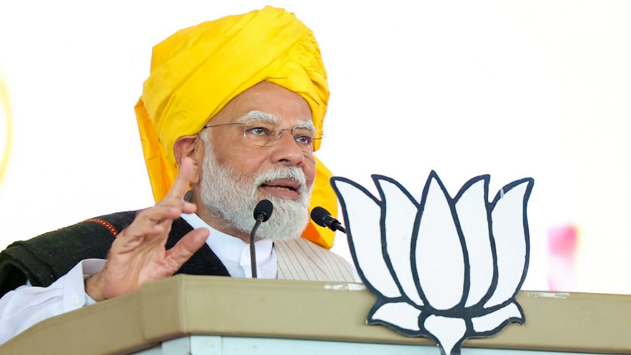 PM Modi in Varanasi Schedule Housing Gift To 300 Farmers PM Kisan Yojana 17 Kist Release Date News in Hindi