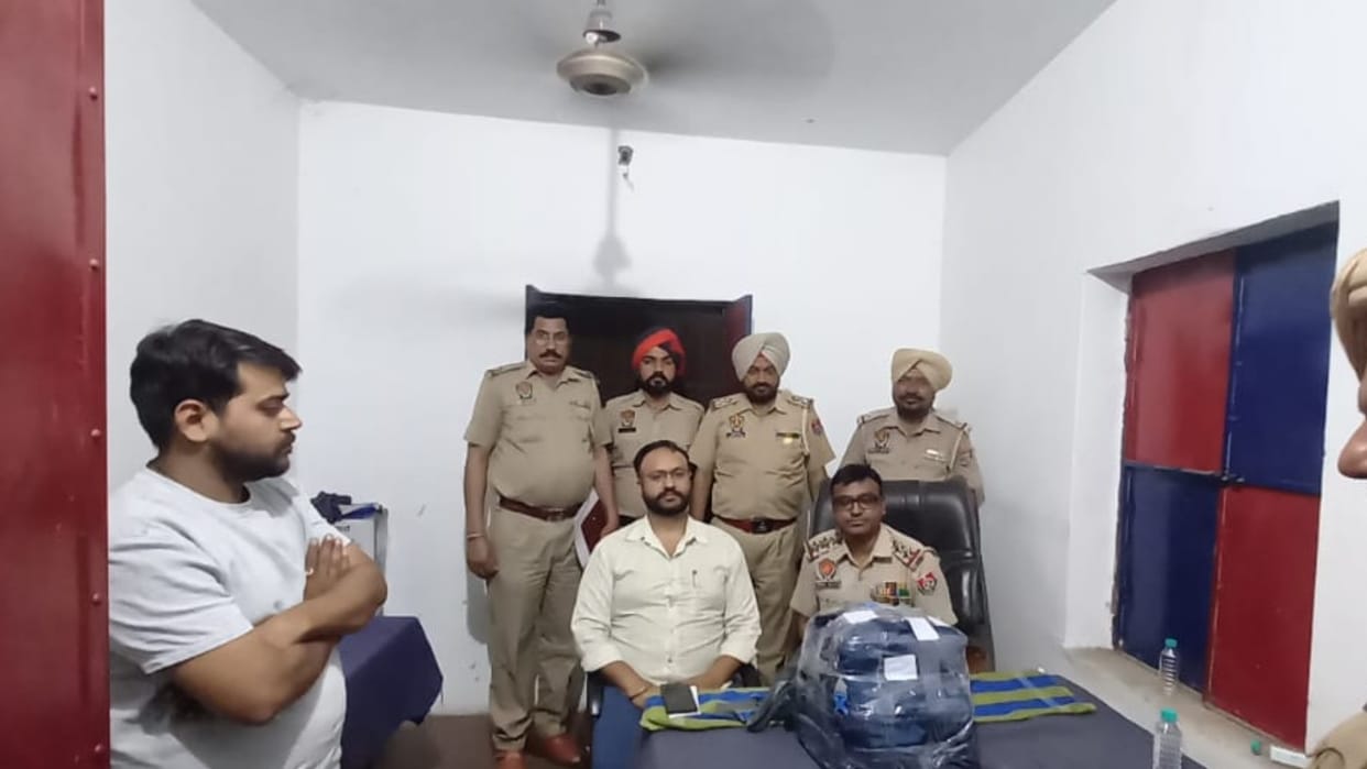 Phillaur police arrested two youths with gold and diamond jewelery