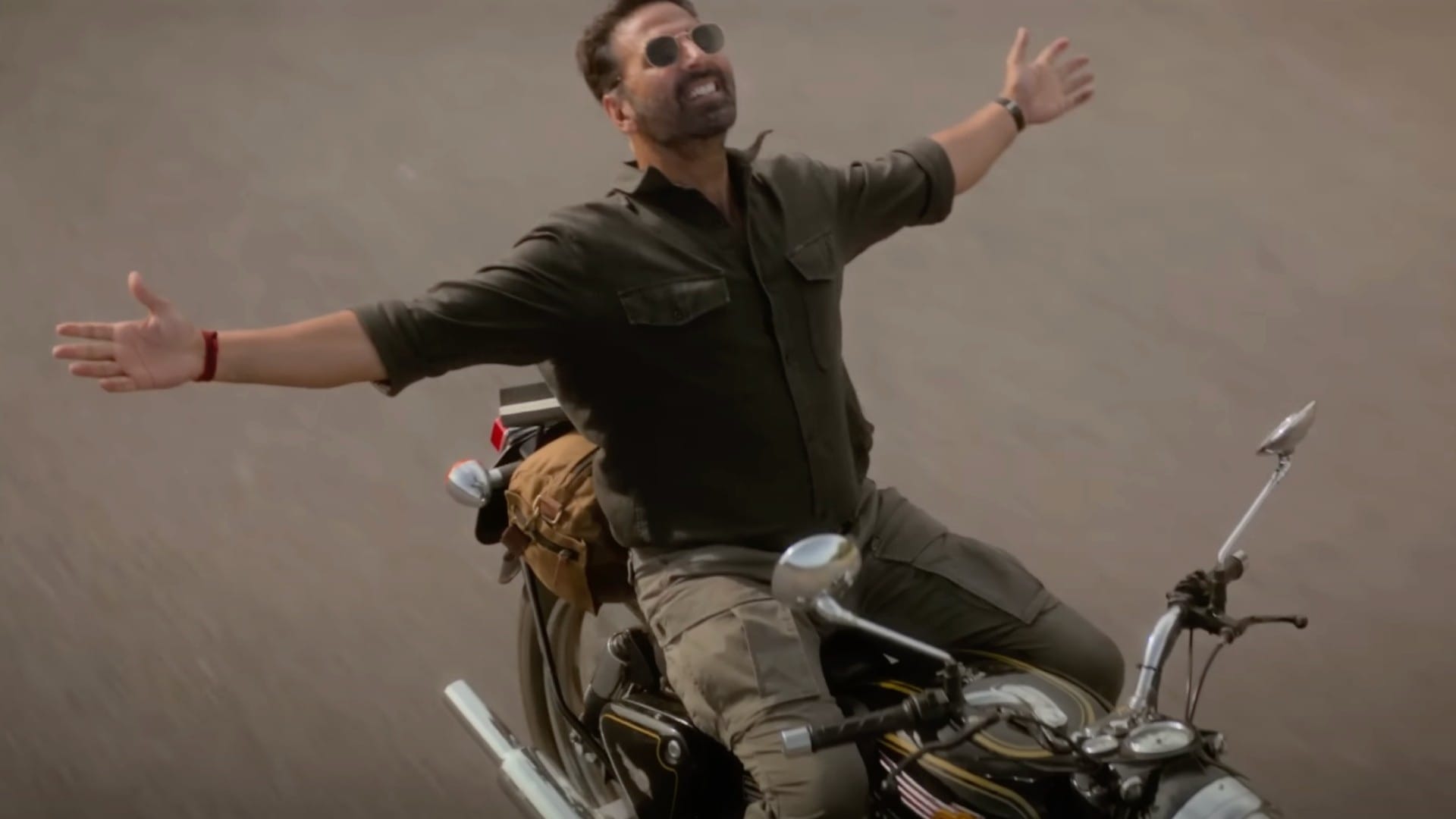 After disastrous Bade Miyan Chote Miya Akshay Kumar has five more films in pipeline for release in 2024