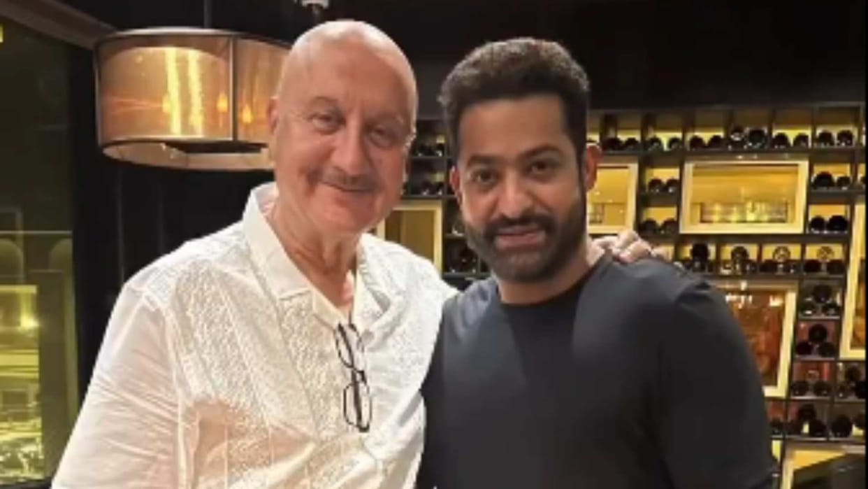 Anupam Kher was thrilled to meet Junior NTR wrote a special note for War 2 star with a video