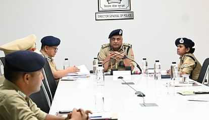 केदारनाथ उपचुनाव : रुद्रप्रयाग को 27 सेक्टर और दो जोन में बांटा गया, एडीजी ने दिए पुलिस अधिकारियों को निर्देश Kedarnath by-election: Rudraprayag divided into 27 sectors and two zones Uttarakhand News in hindi