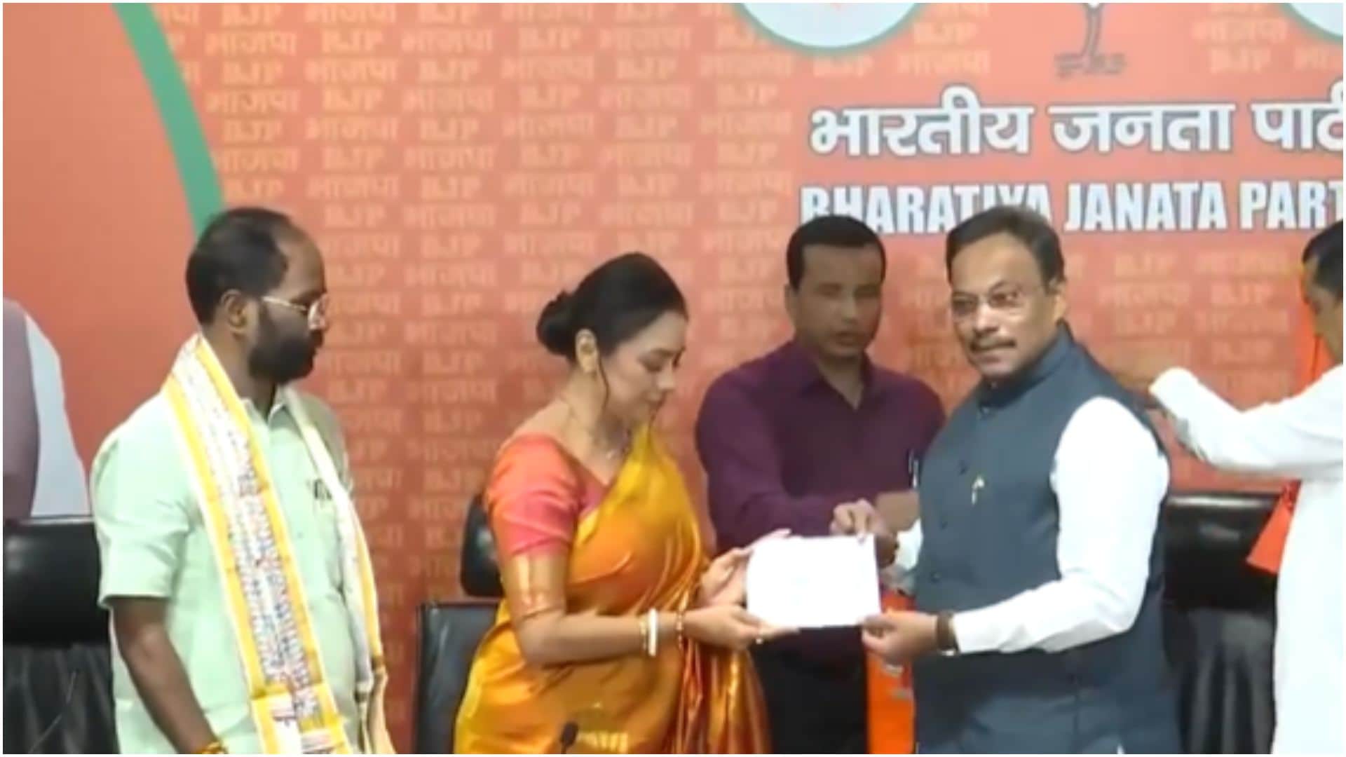 Anupama Show Fame Actress Rupali Ganguly joins BJP at the party headquarters in Delhi