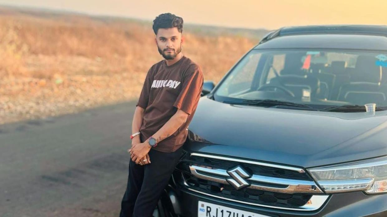 young man died due to a gunshot while making a mobile reel in Kota