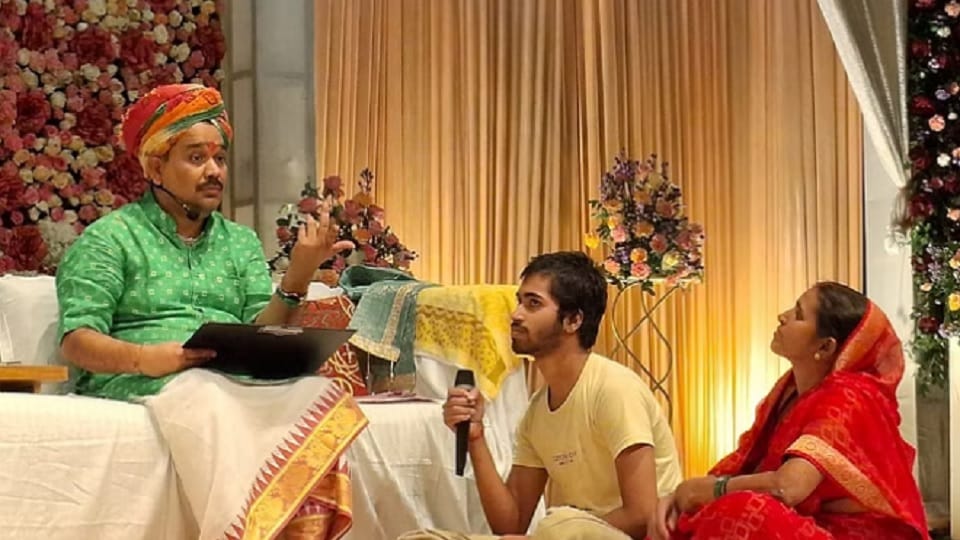 Datia: Pandokhar sarkar Gurusharan Maharaj said - Dhirendra Shastri cannot be the protector of Sanatan Dharma