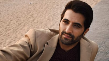 Akshay Oberoi praises Shah Rukh Khan for his kindness shared the King Set story