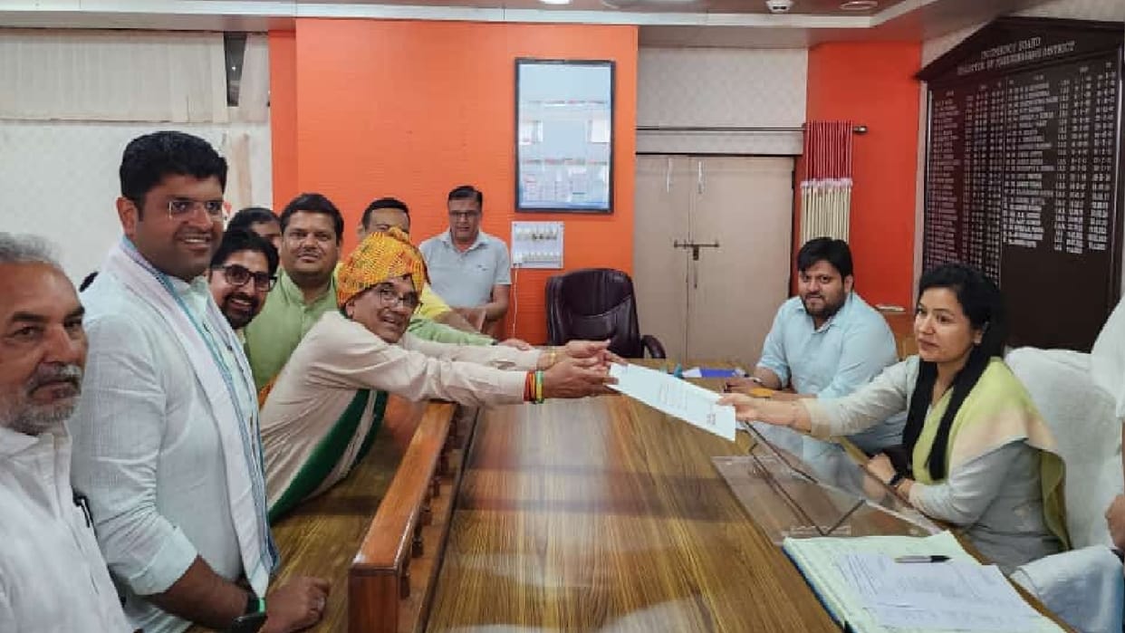 JJP candidate Rao Bahadur Singh filed nomination from Bhiwani-Mahendragarh Lok Sabha