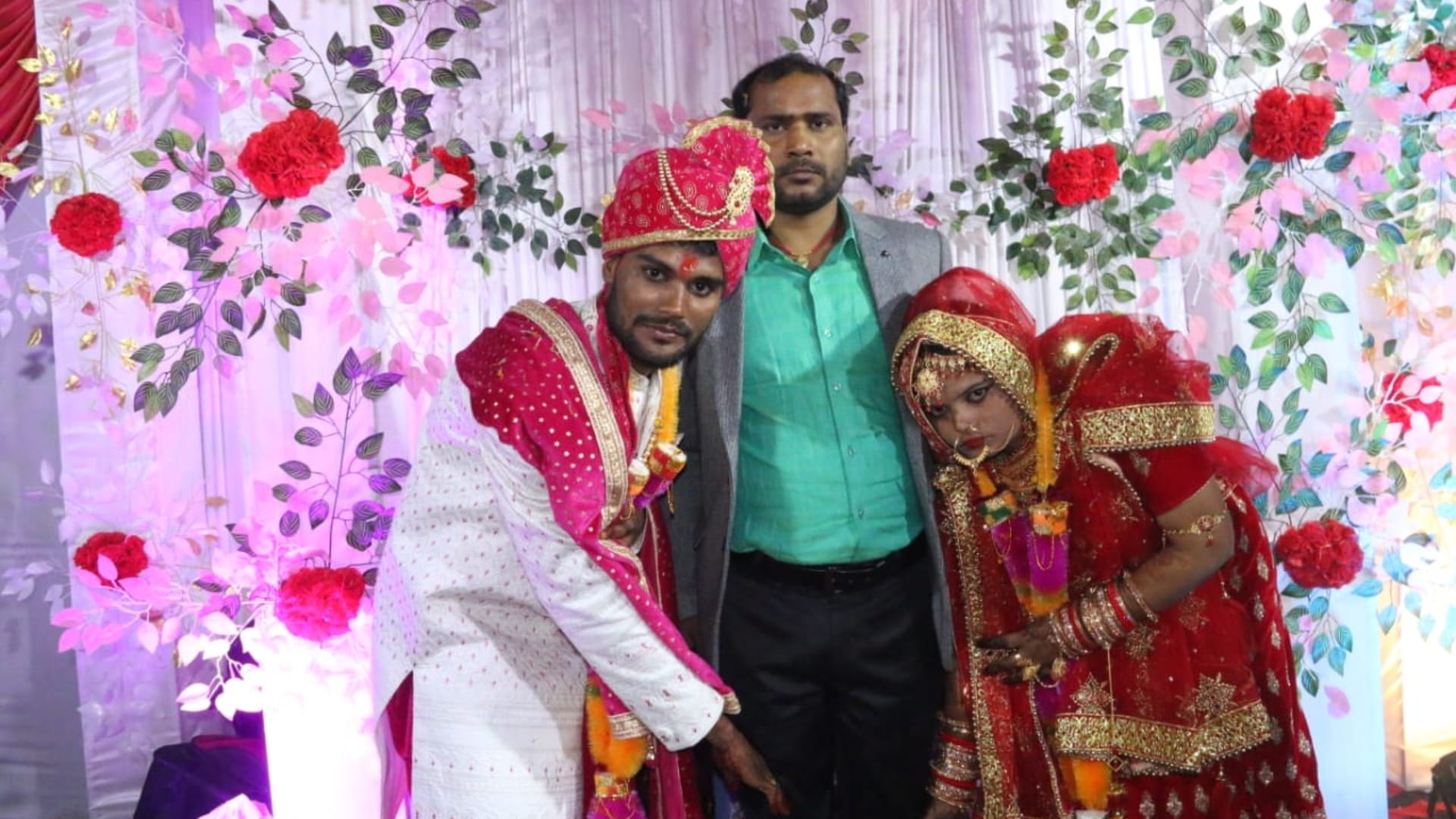 इसी सुखद पल से लिखी गई हत्या की पूरी कहानी।