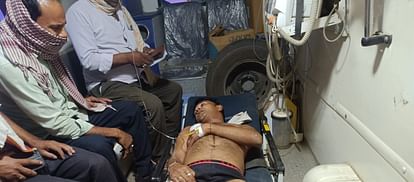 Bihar News : गया में बदमाशों ने युवक को मारी दो गोली, हालत गंभीर; आपसी विवाद हुआ था, जांच में जुटी पुलिस Bihar News: In Gaya, miscreants shot a young man twice, condition critical; Police engaged in investigation
