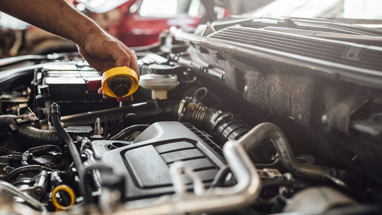 why cars engine front mid and rear know the detail