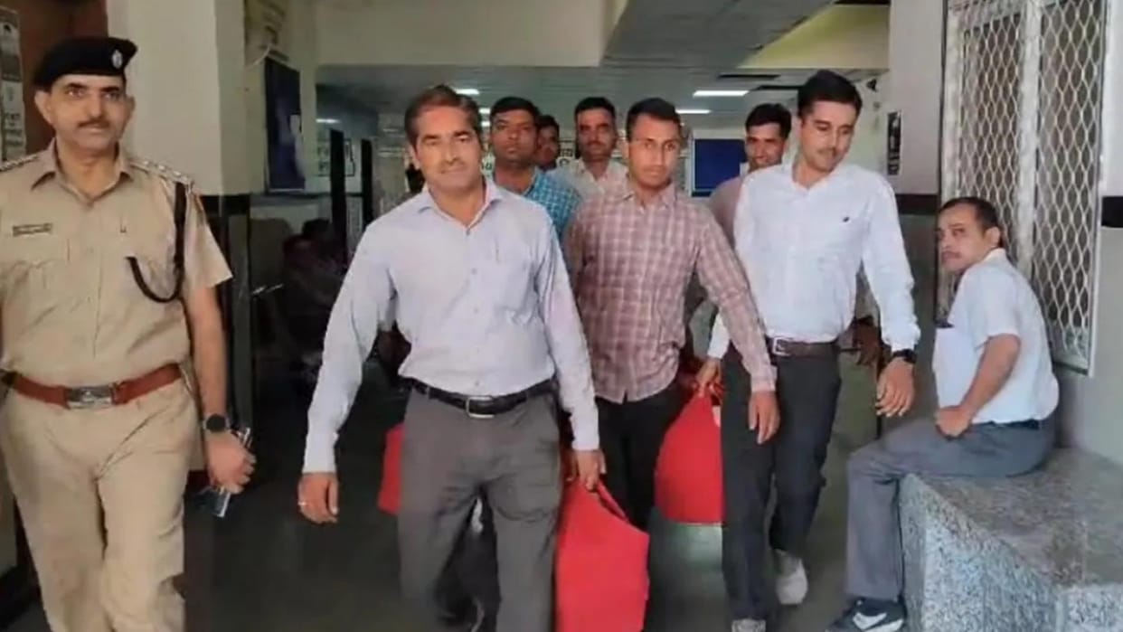 SOG reached court with charge sheet in SI paper leak case