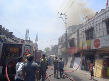 Meerut: Massive fire broke out due to short circuit at Bajaj Foam warehouse