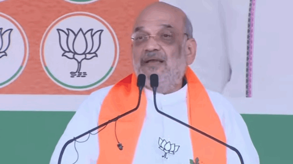 Home Minister Amit Shah targeted Akhilesh Yadav and Congress for nepotism In Badaun