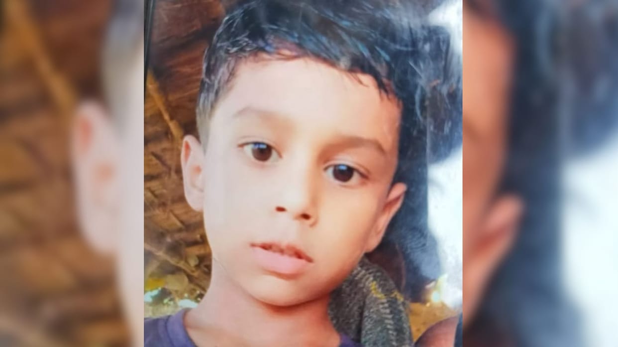 innocent boy dead road accident in azamgarh