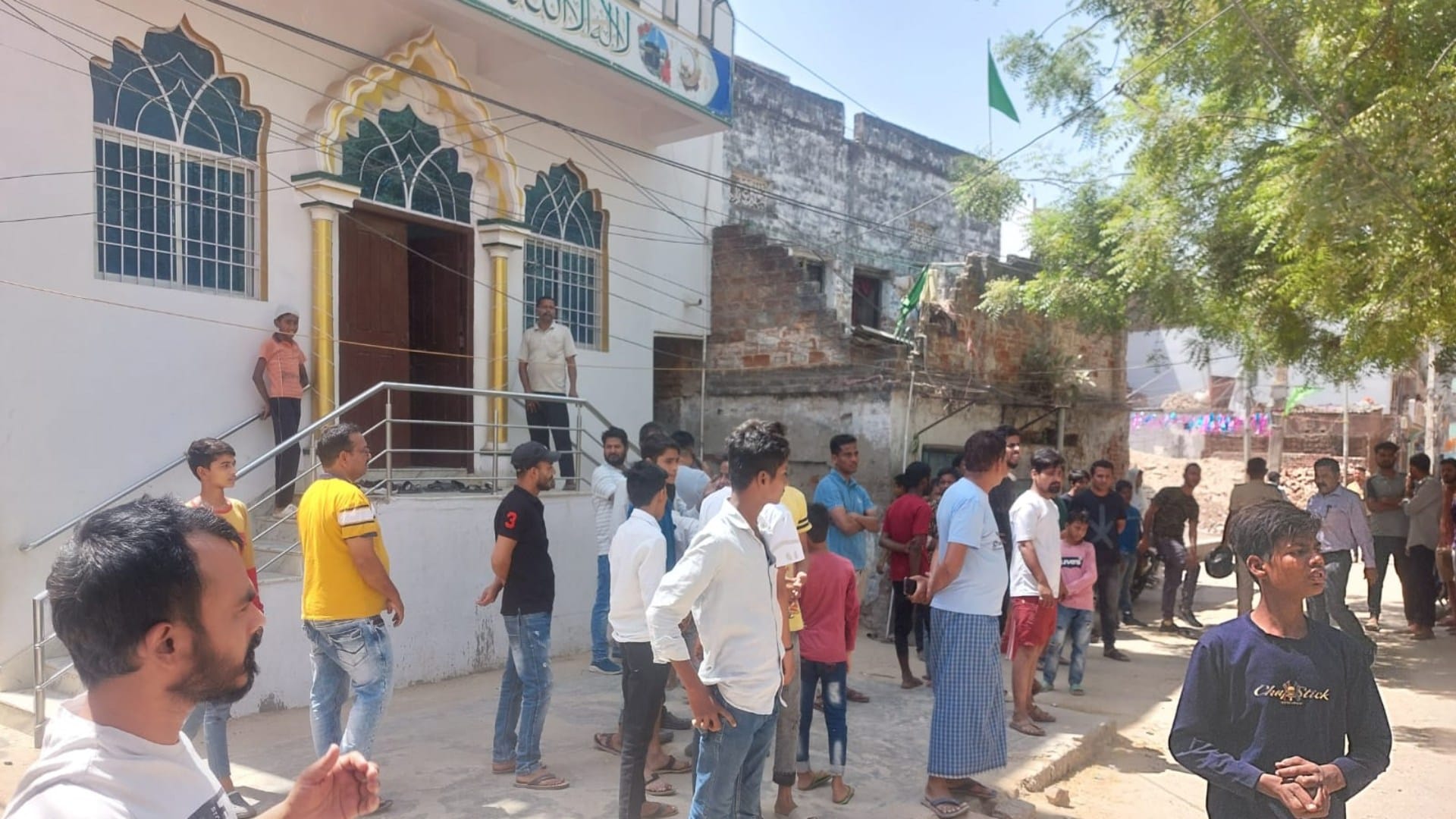 Nalanda: More than twenty miscreants fired 25 rounds over a minor dispute in Bihar Sharif