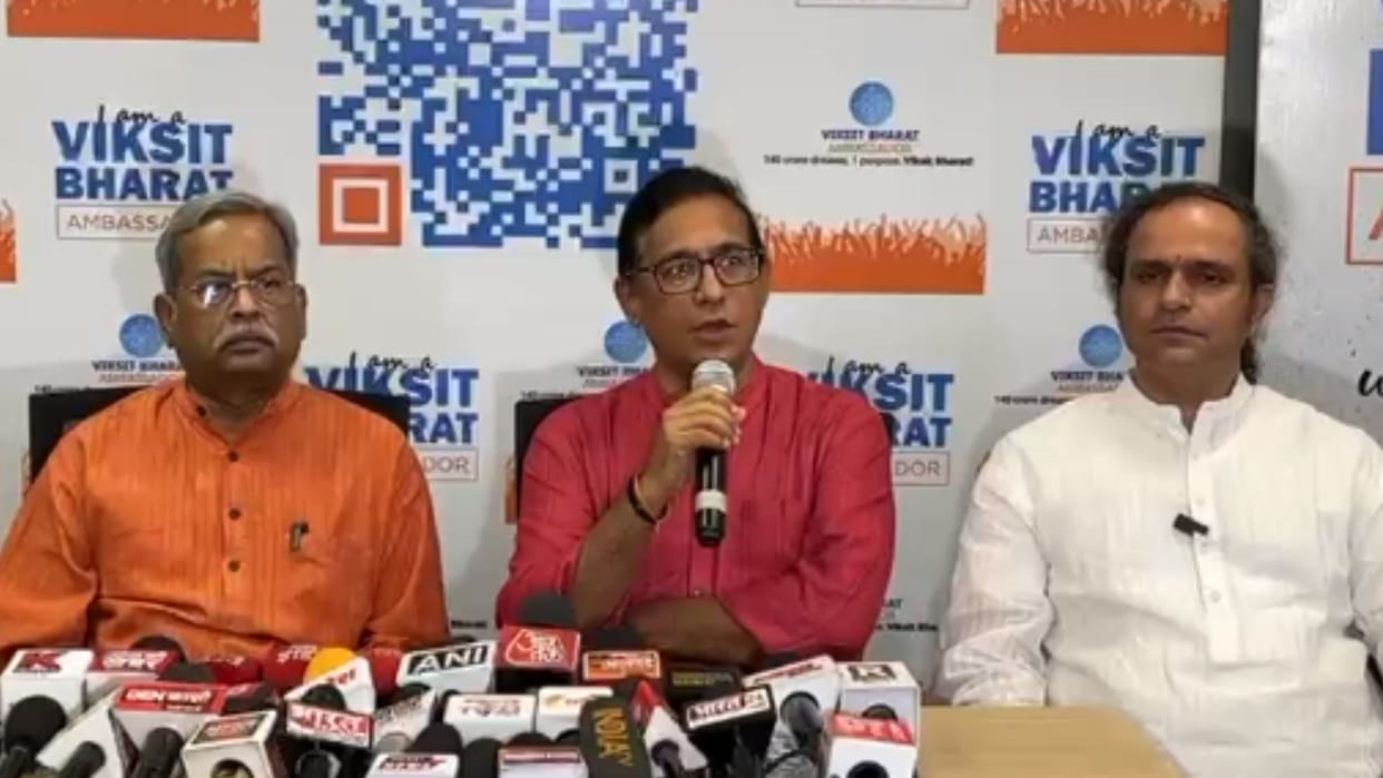 Sri Sri Ravi Shankar will come on a visit to Kashi for Viksit Bharat