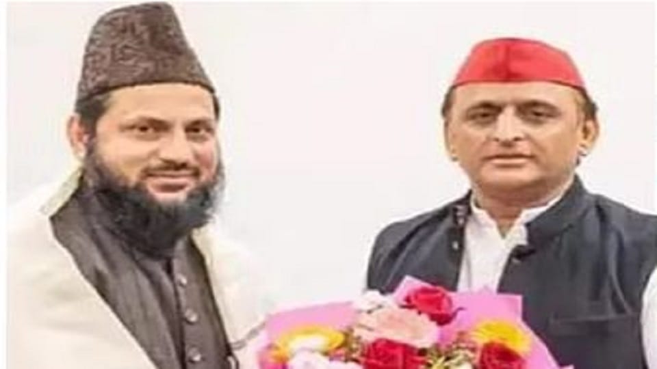 Complaint lodged in Agra against SP candidate of Rampur