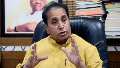 अनिल देशमुख।